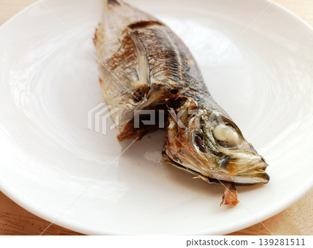 鹽烤香魚 鹽烤香魚 139281511
