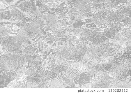 水面上泛起單色的漣漪 水面上泛起單色的漣漪 139282312
