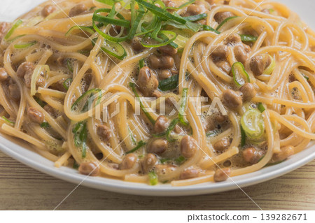 Natto spaghetti Natto spaghetti 139282671