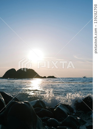 日本海和太陽 139282708