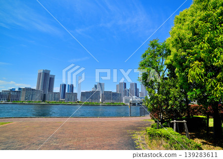 從豐洲古魯裡公園看到的晴海旗建築群 139283611