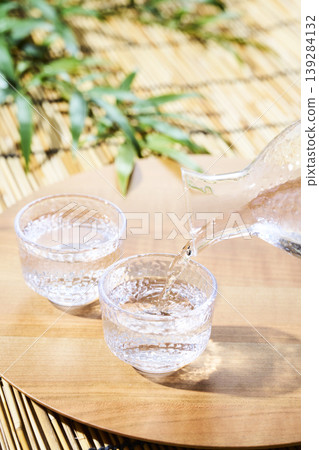 日本清酒的夏季形象：冰鎮清酒 139284132