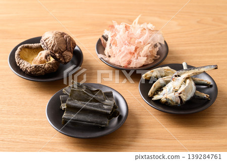 4 types of dashi ingredients 4 types of dashi ingredients 139284761