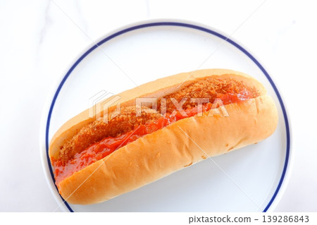 美味的炸肉餅麵包 139286843
