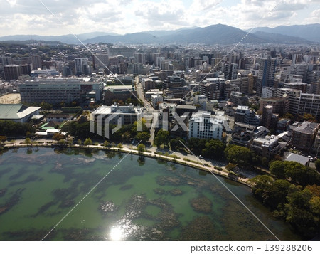 這是從福岡縣福岡市大梶公園用無人機拍攝的福岡市空拍畫面。 這是從福岡縣福岡市大梶公園用無人機拍攝的福岡市空拍畫面。 139288206