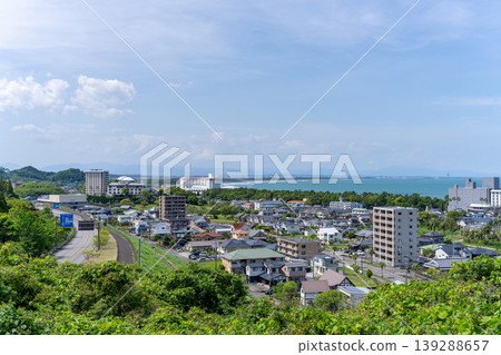 青島島上的一個海濱小鎮 青島島上的一個海濱小鎮 139288657