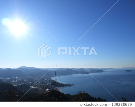從山頂看到的大海 從山頂看到的大海 139288659