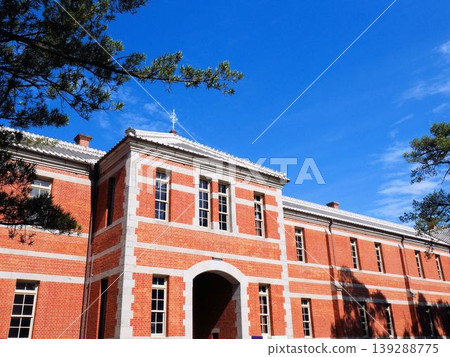 Blue sky and red brick: Fifth High School Memorial Hall (Kumamoto City) 139288775