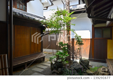 江戶時代商人住宅的後院 139291677