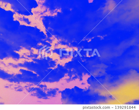 天空、雲朵、藍天、風景、晴朗、藍色、日本、晴朗天氣、藍色、留白、背景、城市、自然、夏季、景色、摩天大樓 天空、雲朵、藍天、風景、晴朗、藍色、日本、晴朗天氣、藍色、留白、背景、城市、自然、夏季、景色、摩天大樓 139291844