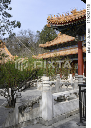 Courtyard of the ancient Buddhist Foxiange Temple in Yiheyuan Park in Beijing, China 139292866