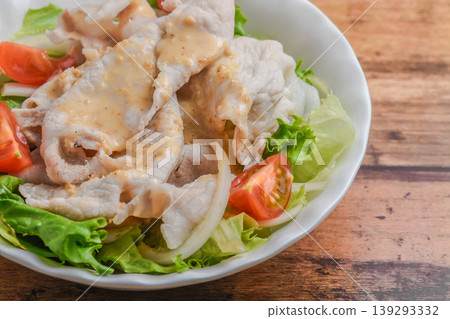 Pork shabu-shabu salad Pork shabu-shabu salad 139293332