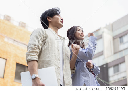 Young men and women Young men and women 139293495