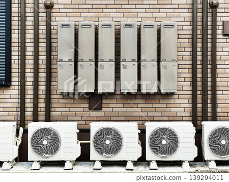 Outdoor hot water supply wall type of apartment complex 139294011