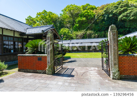 The retro former Misumi Summary Courthouse, located within Misumi West Port in Uki City, Kumamoto Prefecture. The retro former Misumi Summary Courthouse, located within Misumi West Port in Uki City, Kumamoto Prefecture. 139296456