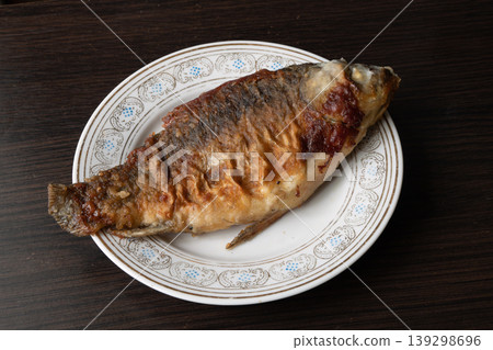 grilled fish with salt and pepper grilled fish with salt and pepper 139298696