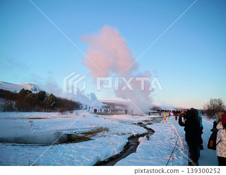 Iceland - Golden Circle Geysers Iceland - Golden Circle Geysers 139300252