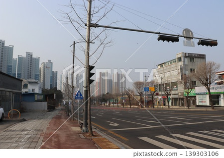 春川清晨的道路 春川清晨的道路 139303106