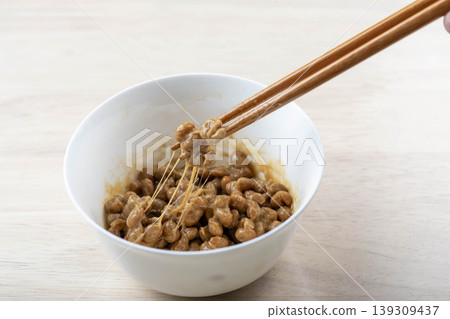 How to eat natto How to eat natto 139309437