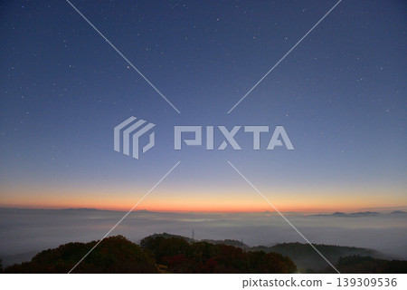從山王山展望台（塔）眺望日立高原的雲海 139309536