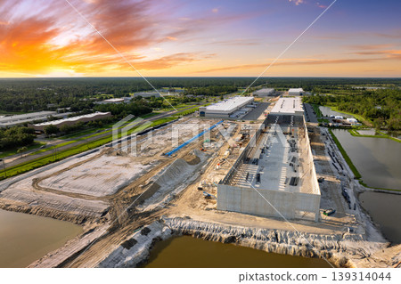 Construction works on commercial logistic center. Development of distribution infrastructure in America 139314044