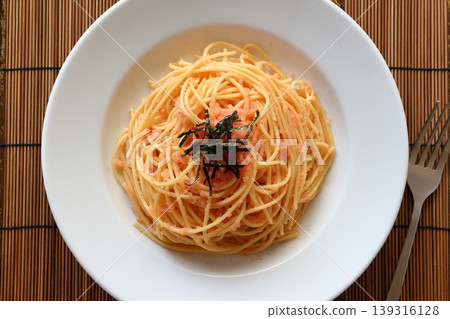 Tarako pasta with a table background viewed from directly above. 139316128