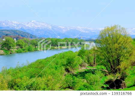 Scenery of Kijimadaira Village in April; Scenery of Shinshu; Spring rural landscape Scenery of Kijimadaira Village in April; Scenery of Shinshu; Spring rural landscape 139316766