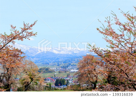 四月木島平村景色;信州風景;春季鄉村風光 四月木島平村景色;信州風景;春季鄉村風光 139316839