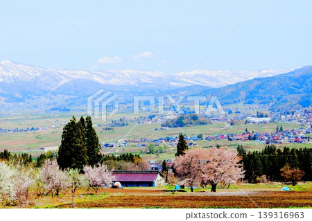 Scenery of Kijimadaira Village in April; Scenery of Shinshu; Spring rural landscape Scenery of Kijimadaira Village in April; Scenery of Shinshu; Spring rural landscape 139316963