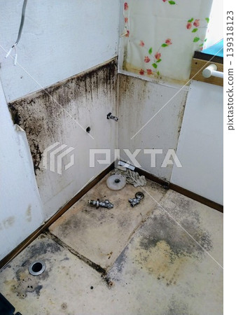After moving the old sink After moving the old sink 139318123