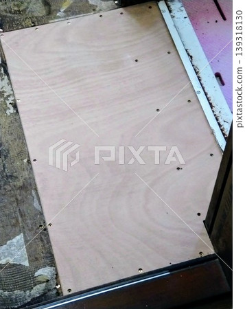 Replacing the damaged floor in the bathroom Replacing the damaged floor in the bathroom 139318130