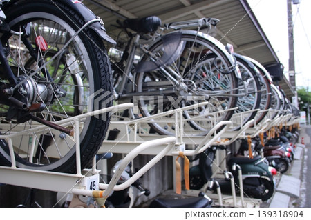 雙層自行車停車區 雙層自行車停車區 139318904