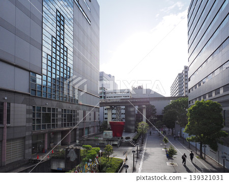 Faret Tachikawa Faret Tachikawa 139321031