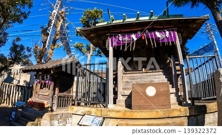 Tokyo, Takasago Tenso Shrine's subsidiary shrine (Yakumo Shrine) and railway tracks Tokyo, Takasago Tenso Shrine's subsidiary shrine (Yakumo Shrine) and railway tracks 139322372