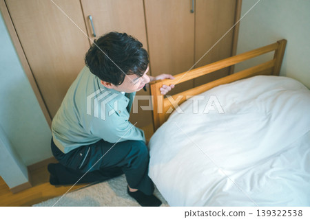 床 男人 男 139322538