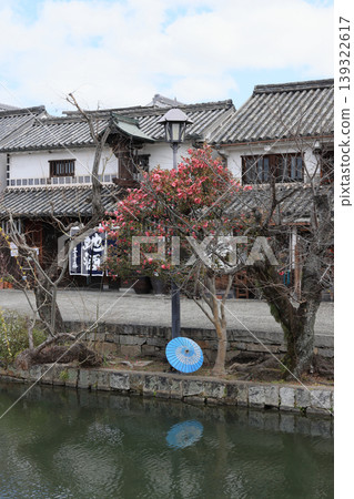 The Kurashiki River in the Kurashiki Bikan Historical Quarter, the canal south of Nakabashi Bridge. The Kurashiki River in the Kurashiki Bikan Historical Quarter, the canal south of Nakabashi Bridge. 139322617