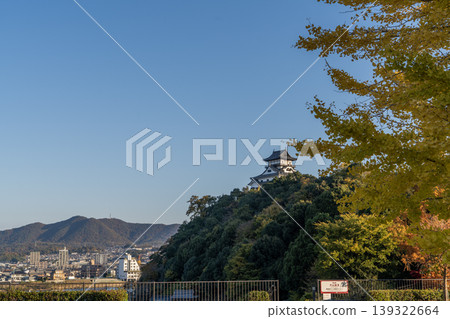 A view of Inuyama Castle, a national treasure in autumn A view of Inuyama Castle, a national treasure in autumn 139322664