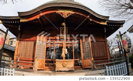 東京,歷史悠久的田端八幡神社及其祈願燈籠 東京,歷史悠久的田端八幡神社及其祈願燈籠 139322909