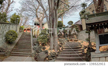 Stone torii gate and steps leading to Tabata Hachiman Shrine in Tokyo. Stone torii gate and steps leading to Tabata Hachiman Shrine in Tokyo. 139322911