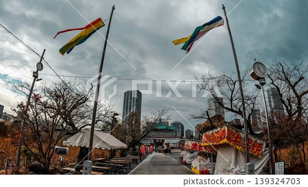東京，上野公園，不忍池，弁天堂寺附近及小吃攤 139324703