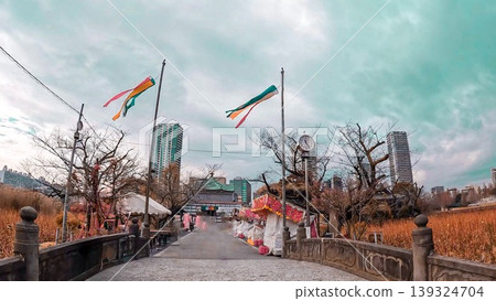 東京，上野公園，不忍池，弁天堂寺附近及小吃攤 139324704