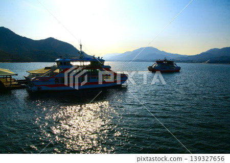 To Miyajima in Aki Province, 'Itsukushima'... The Seto Inland Sea as viewed from the Miyajima Ferry. To Miyajima in Aki Province, 'Itsukushima'... The Seto Inland Sea as viewed from the Miyajima Ferry. 139327656