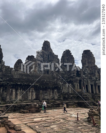 柬埔寨吳哥窟遺址的景色 柬埔寨吳哥窟遺址的景色 139327840