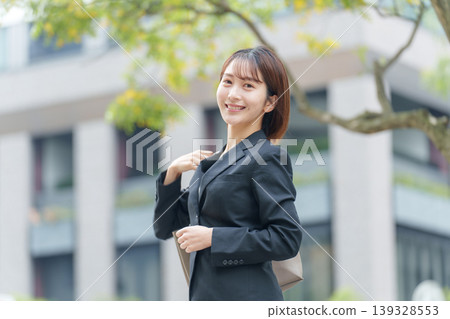 商務女性戶外 139328553