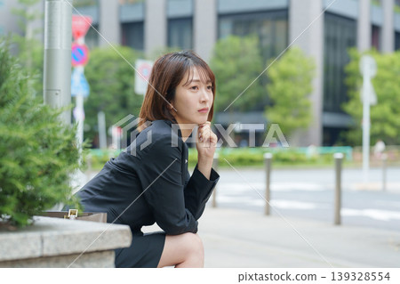 商界女性受苦 139328554