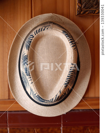 Straw panama hat with tropical pattern band 139330041