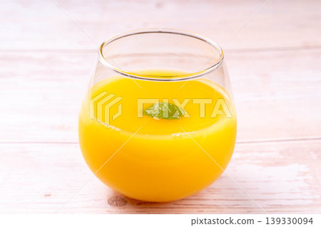 橙汁 139330094