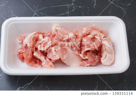 Domestic pork slices Domestic pork slices 139331114