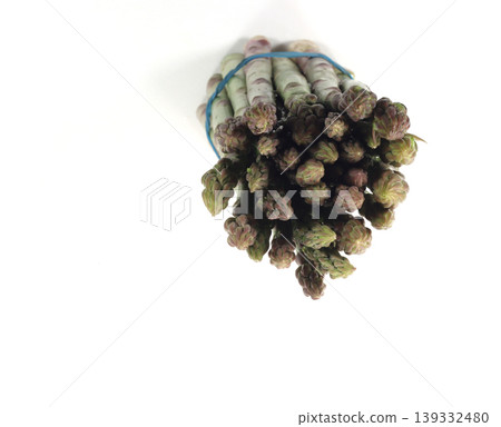 green asparagus with long stem green asparagus with long stem 139332480
