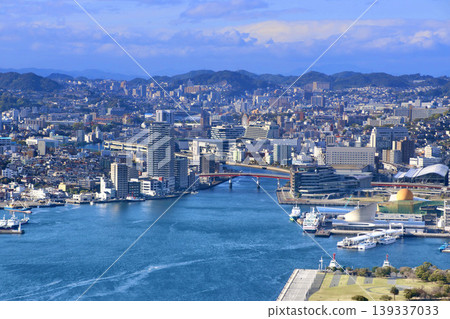 Nagasaki Port and cityscape, viewed from Nabekanmuriyama Observatory, daytime (Nagasaki Prefecture, Nagasaki City) Nagasaki Port and cityscape, viewed from Nabekanmuriyama Observatory, daytime (Nagasaki Prefecture, Nagasaki City) 139337033